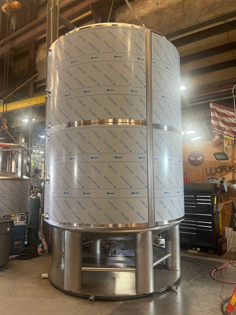 Custom Stainless Steel Mixing and Storage Tanks from Mixing Tanks USA